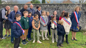 Cérémonie du 11 novembre : les écoliers de Mazères-Lezons ont accompli leur devoir de mémoire